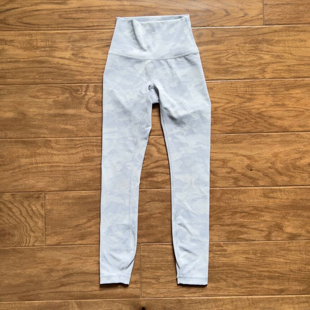 Lululemon Tight 0 Wunder Under High-Rise Incognito Camo Jacquard Alpine White